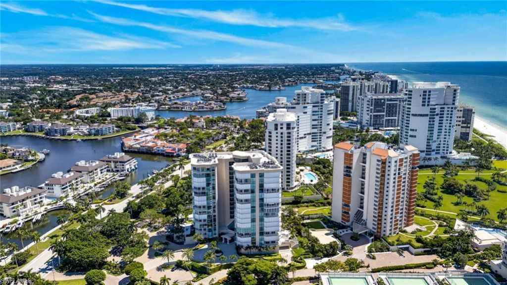 4255 Gulf Shore Blvd N, Unit 204, Naples, FL 34103 Photo