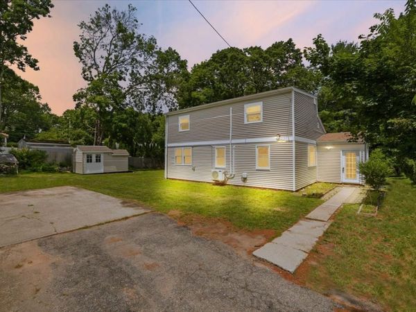 1649 Rodman St, Fall River, MA 02721