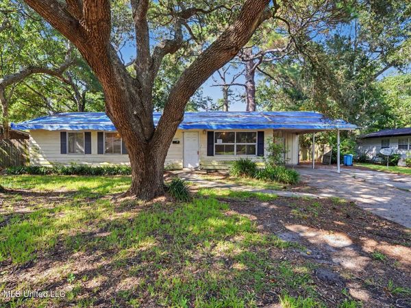 2209 Paul Harvey Avenue, Pascagoula, MS 39567