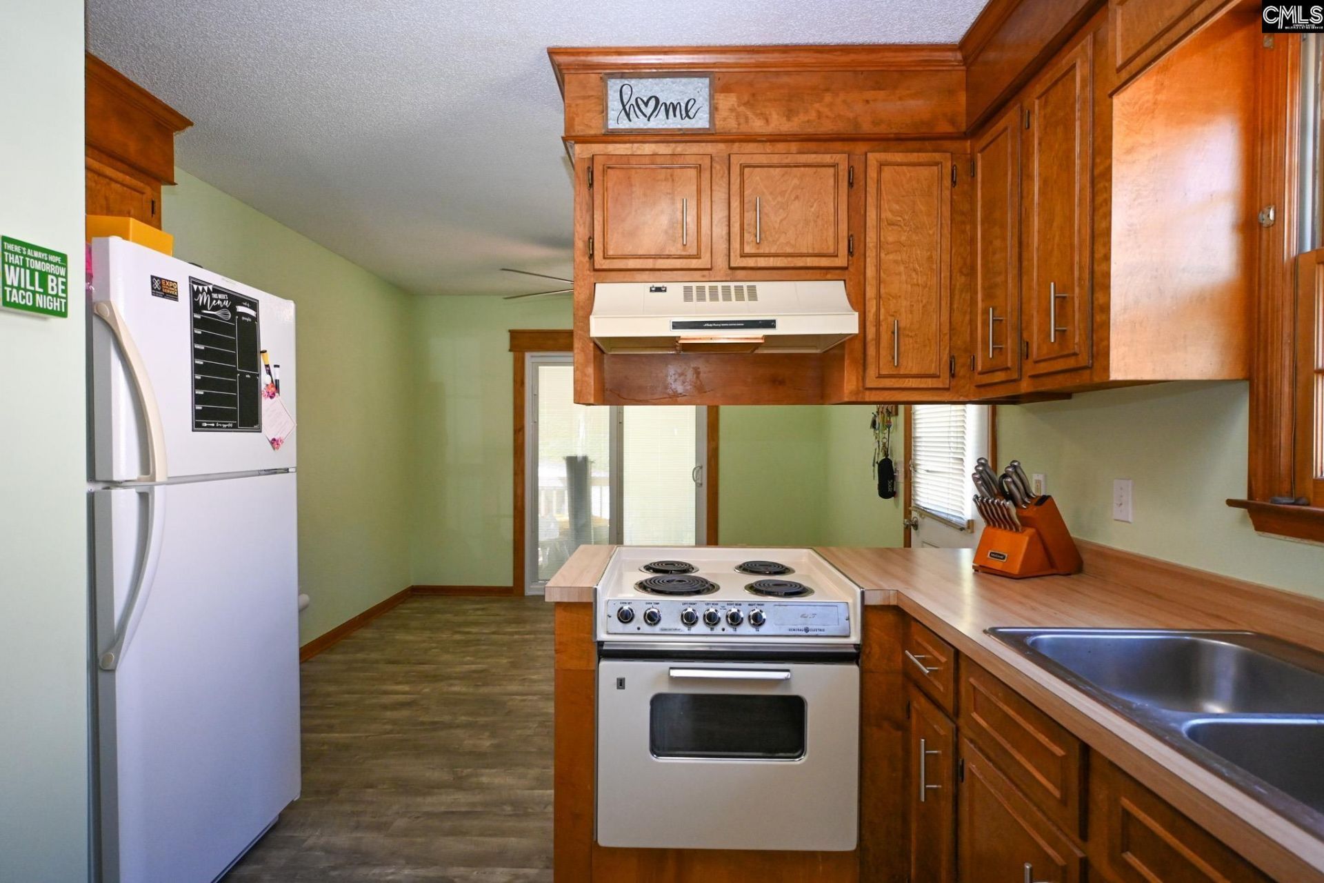 412 Kenton Drive  Photo 12