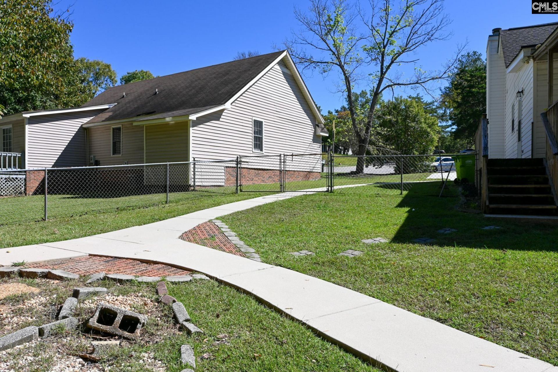 412 Kenton Drive  Photo 36