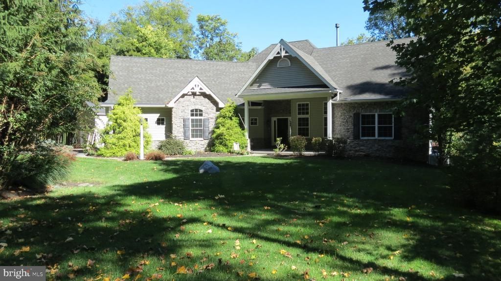 1911 SCHOOLHOUSE ROAD, MIDDLETOWN, PA 17057