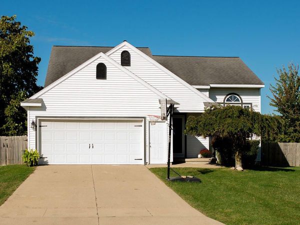 3639 Haymeadow Avenue, Ravenna, MI 49451