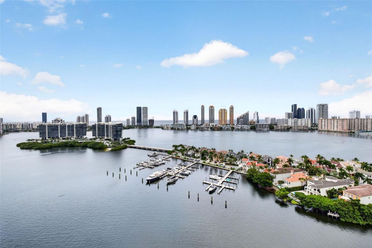 7000 Island Blvd , Unit 2409-2410, Aventura, FL 33160 Photo