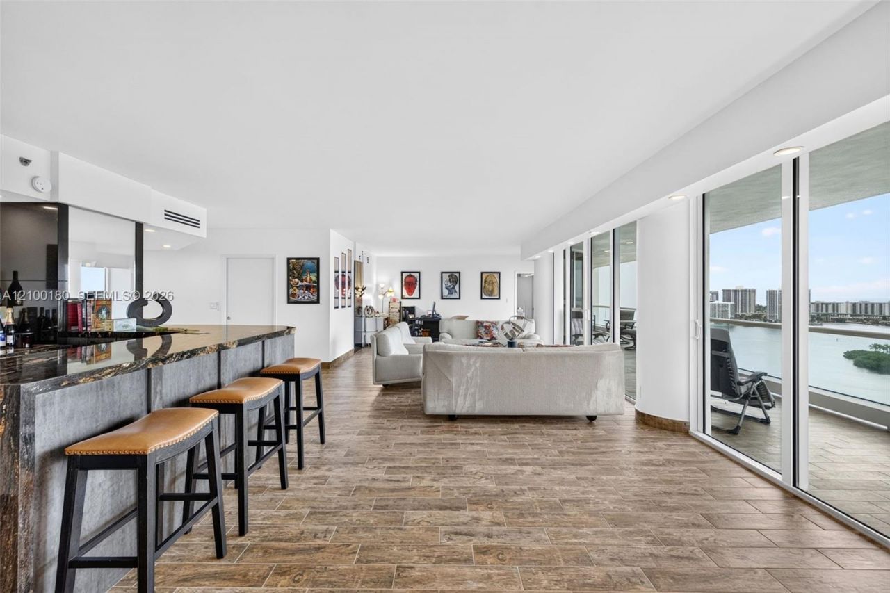 7000 Island Blvd , Unit 2409-2410, Aventura, FL 33160 Photo