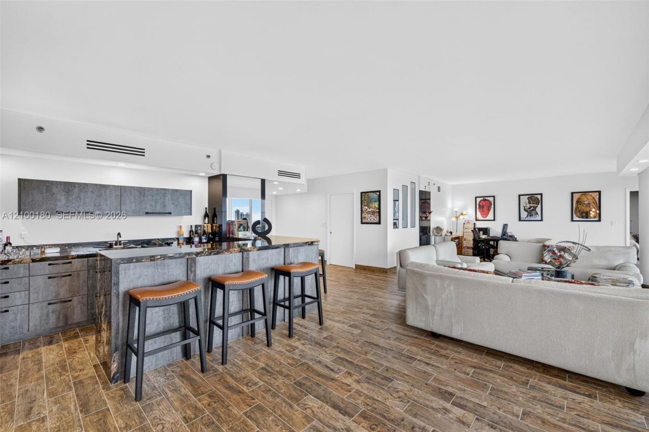 7000 Island Blvd , Unit 2409-2410, Aventura, FL 33160 Photo