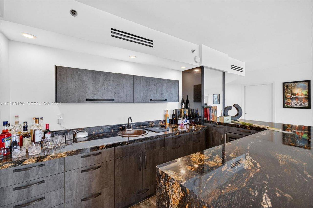 7000 Island Blvd , Unit 2409-2410, Aventura, FL 33160 Photo