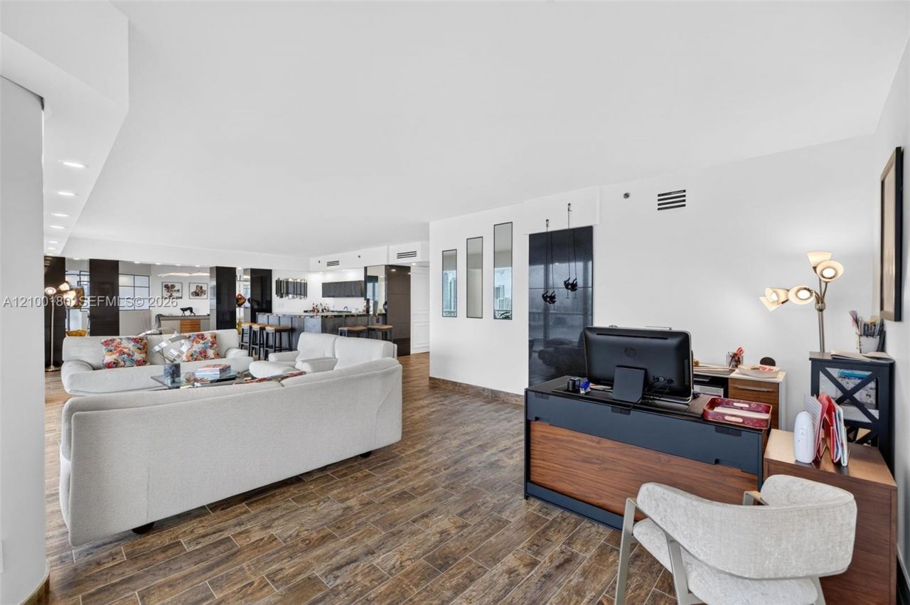 7000 Island Blvd , Unit 2409-2410, Aventura, FL 33160 Photo