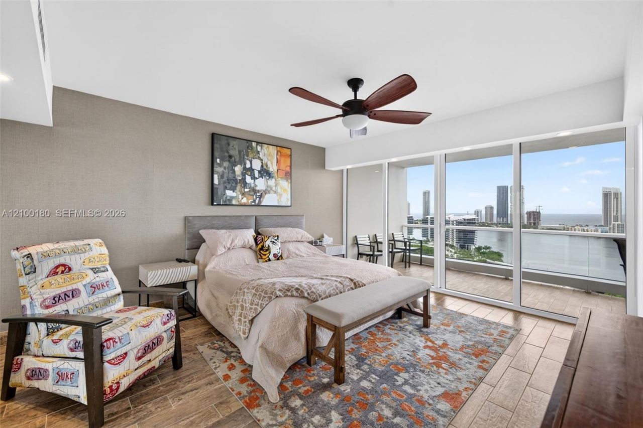 7000 Island Blvd , Unit 2409-2410, Aventura, FL 33160 Photo