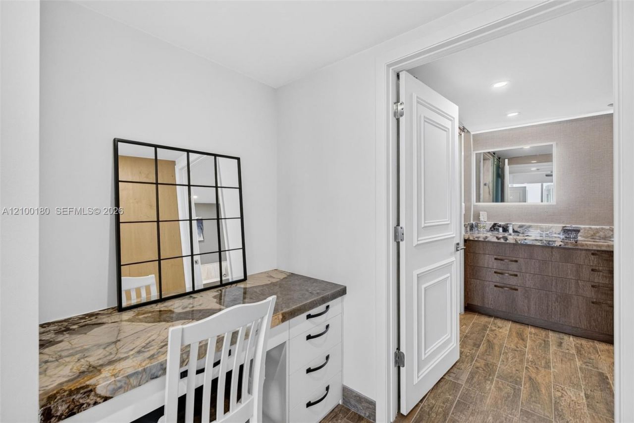 7000 Island Blvd , Unit 2409-2410, Aventura, FL 33160 Photo