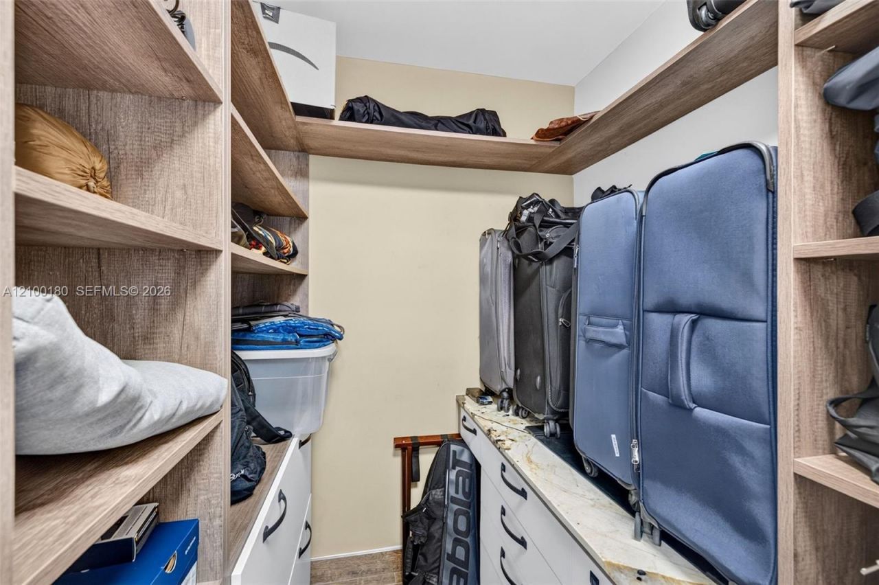 7000 Island Blvd , Unit 2409-2410, Aventura, FL 33160 Photo