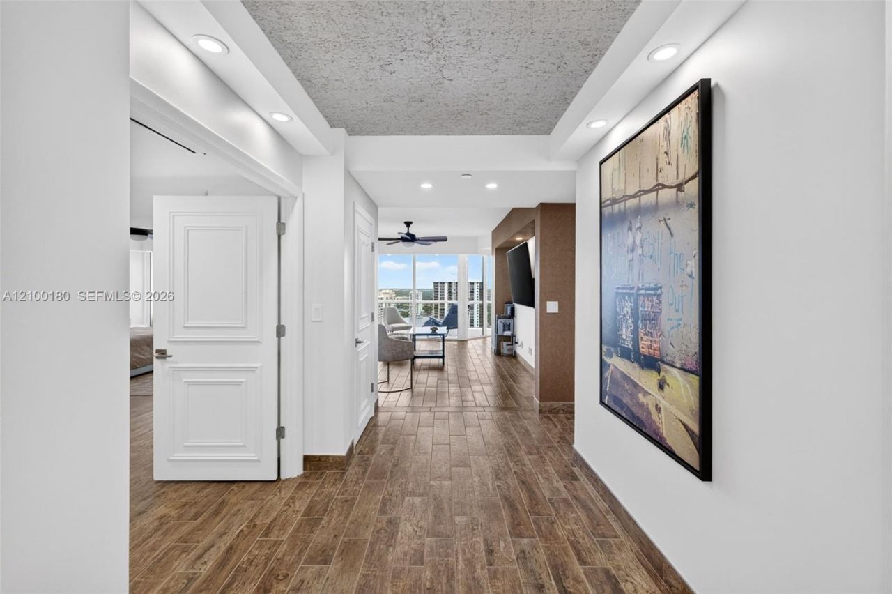 7000 Island Blvd , Unit 2409-2410, Aventura, FL 33160 Photo
