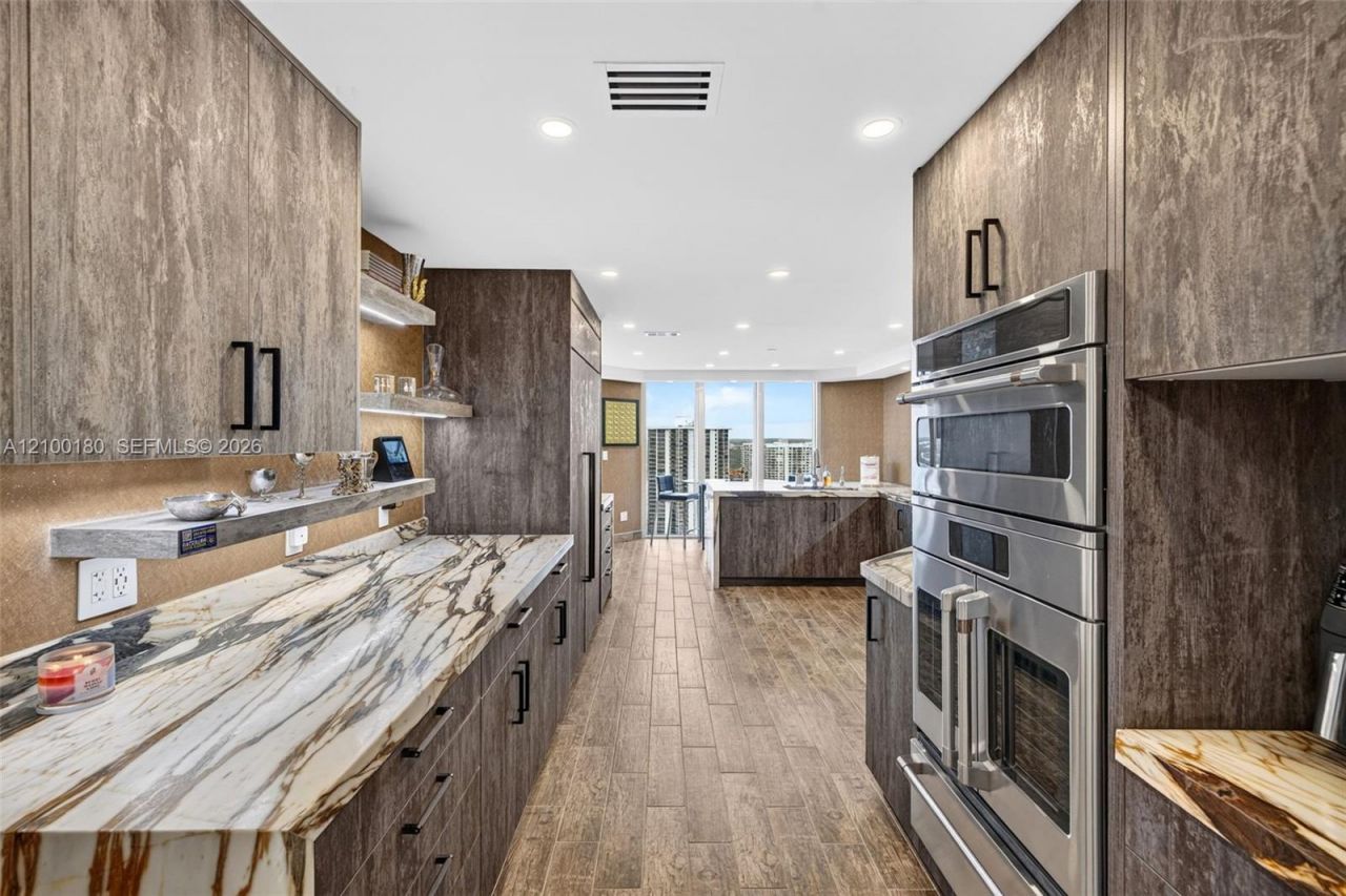 7000 Island Blvd , Unit 2409-2410, Aventura, FL 33160 Photo