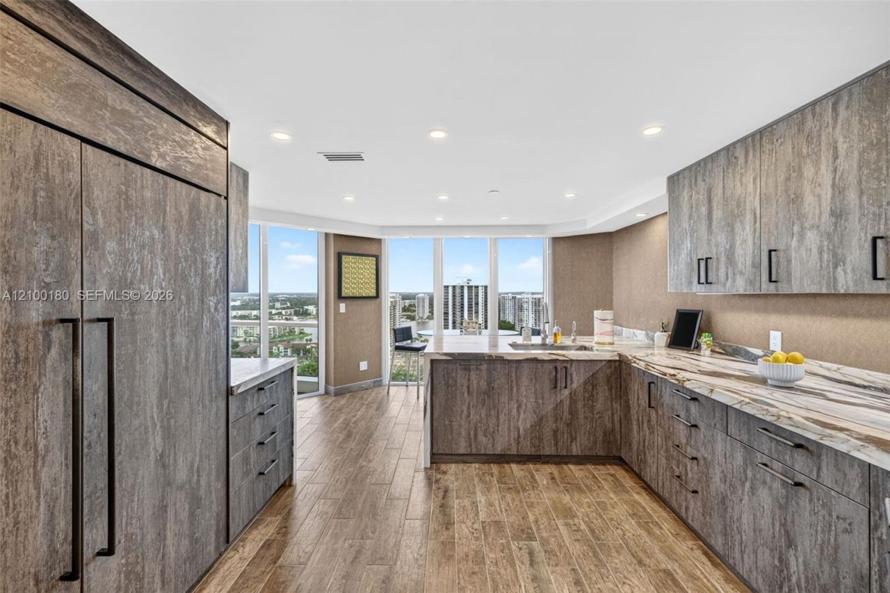 7000 Island Blvd , Unit 2409-2410, Aventura, FL 33160 Photo