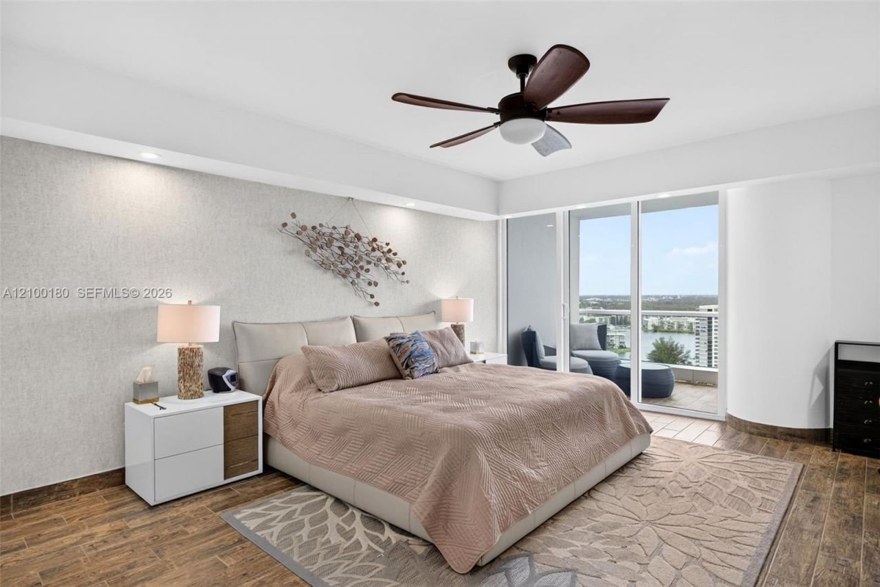 7000 Island Blvd , Unit 2409-2410, Aventura, FL 33160 Photo