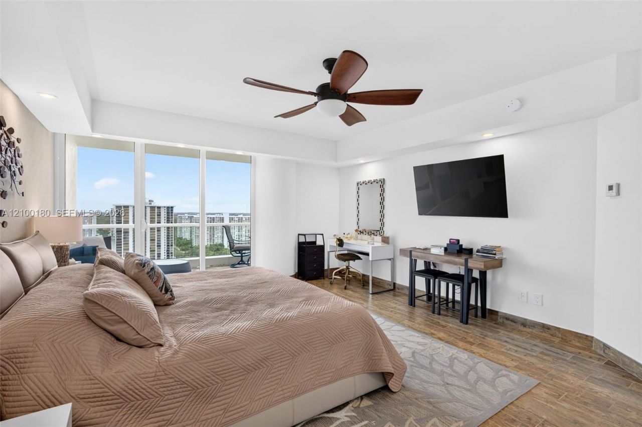 7000 Island Blvd , Unit 2409-2410, Aventura, FL 33160 Photo