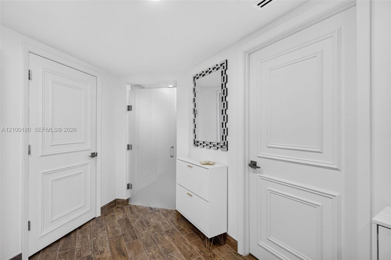 7000 Island Blvd , Unit 2409-2410, Aventura, FL 33160 Photo