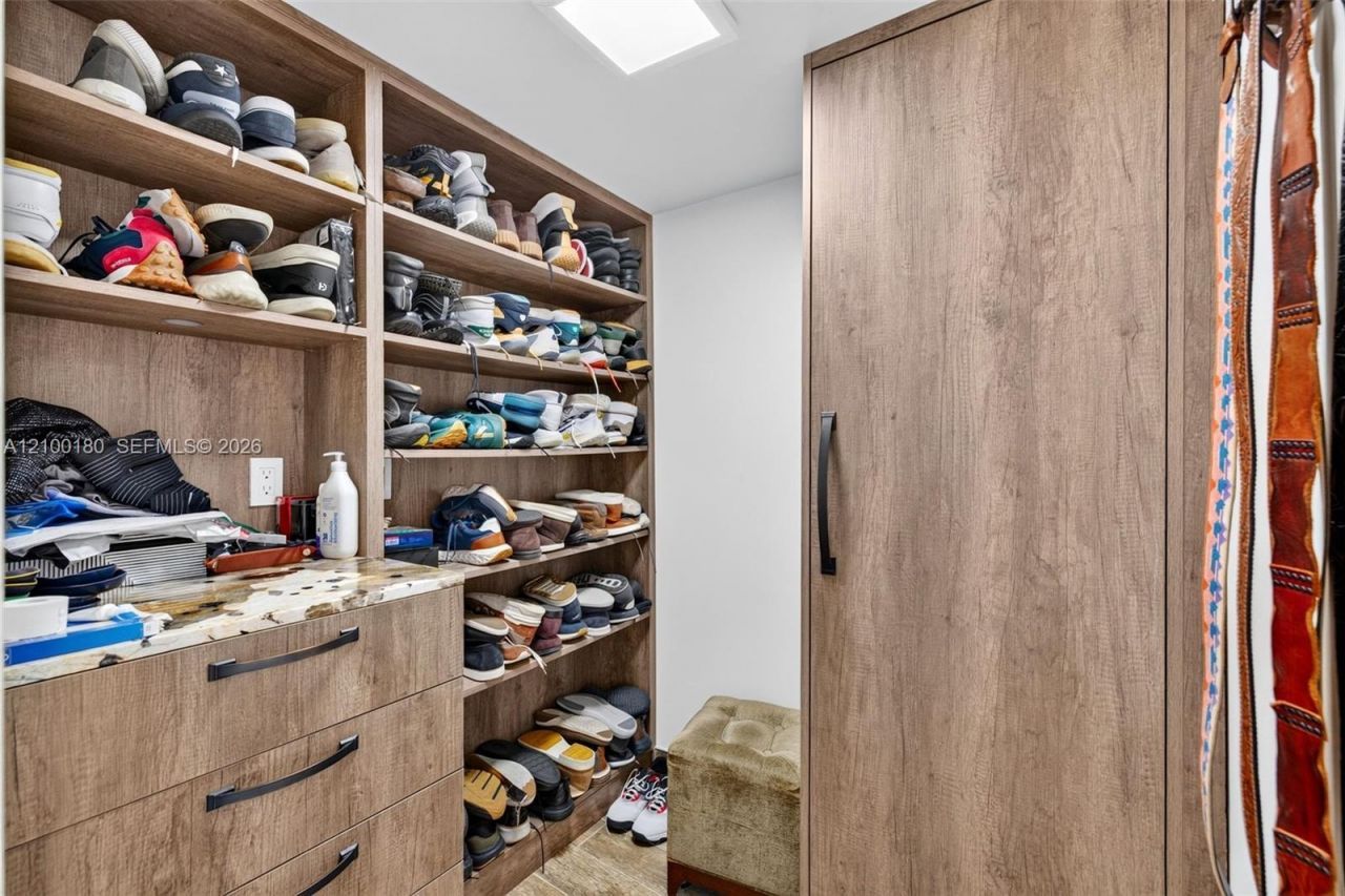 7000 Island Blvd , Unit 2409-2410, Aventura, FL 33160 Photo
