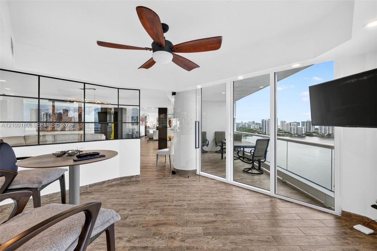 7000 Island Blvd , Unit 2409-2410, Aventura, FL 33160 Photo