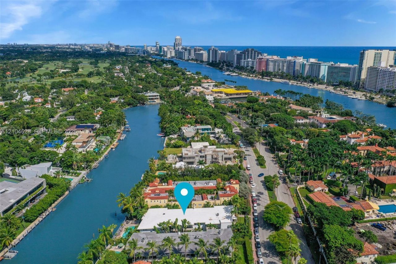 4800 Pine Tree Dr, Unit 101, Miami Beach, FL 33140 Photo