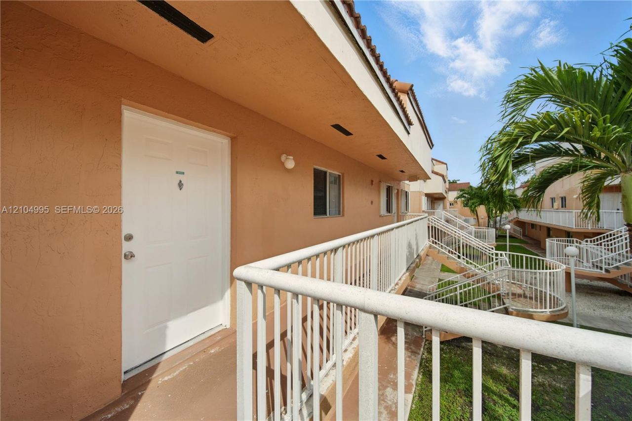 14907 SW 80th St , Unit 207, Miami, FL 33193 Photo