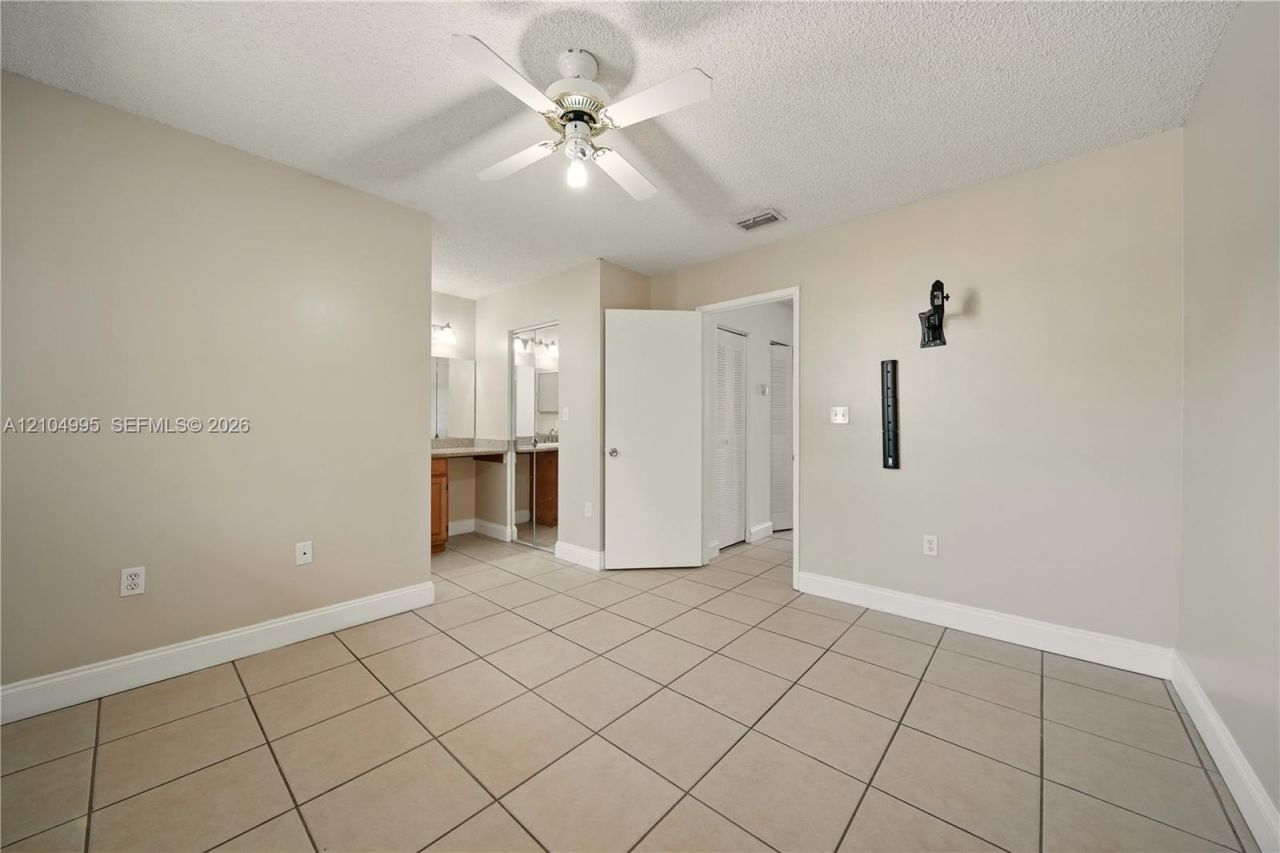 14907 SW 80th St , Unit 207, Miami, FL 33193 Photo
