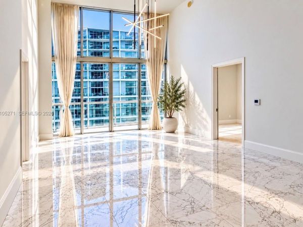 475 Brickell Ave , Unit 2209, Miami, FL 33131
