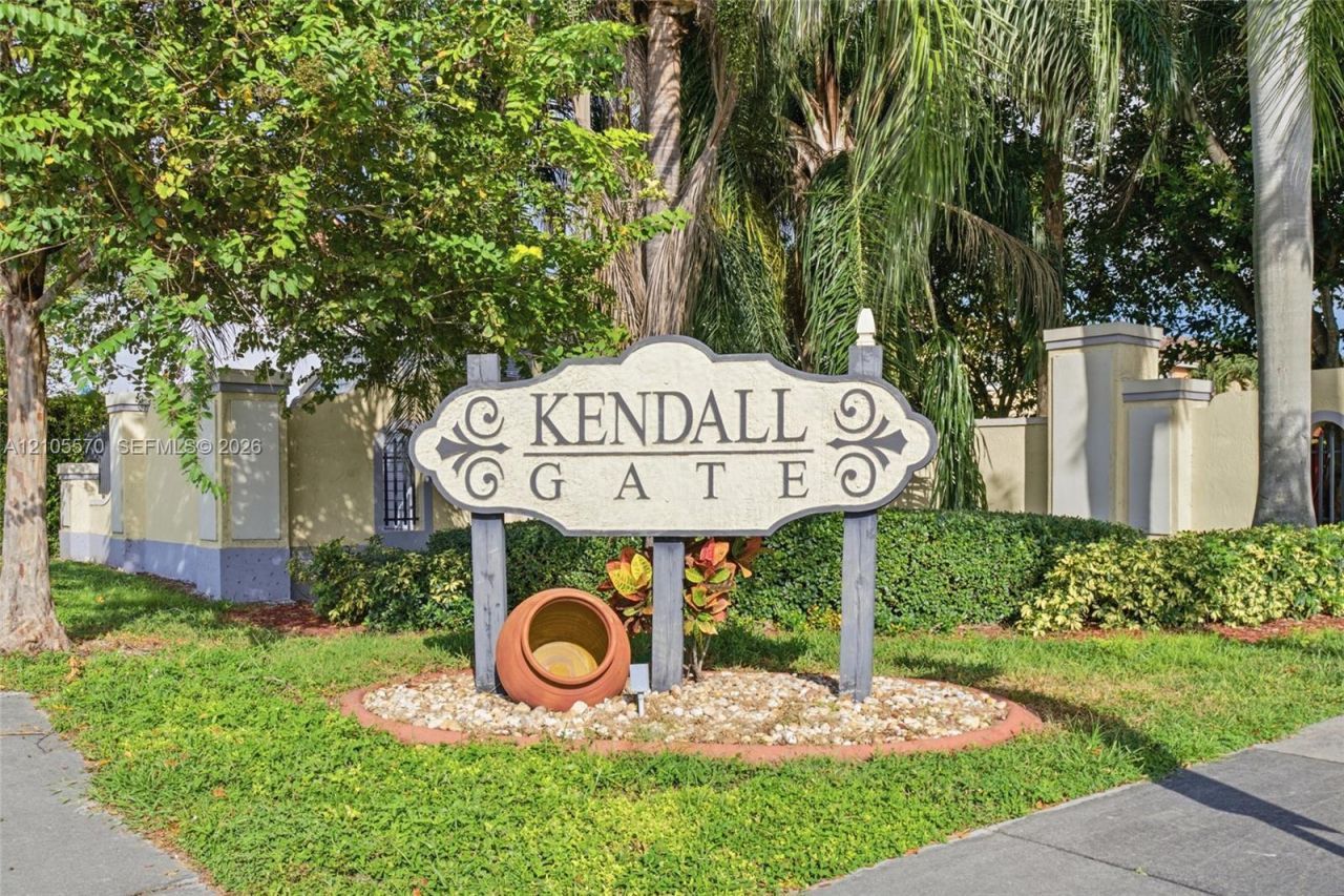8735 SW 158th Path, Miami, FL 33193 Photo