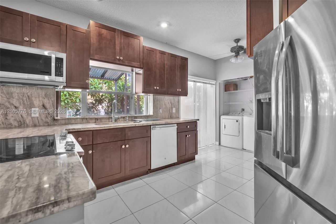 11211 Lakeview Dr , Unit 53-O, Coral Springs, FL 33071 Photo