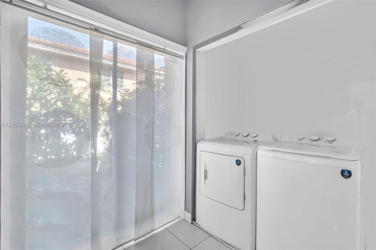 11211 Lakeview Dr , Unit 53-O, Coral Springs, FL 33071 Photo