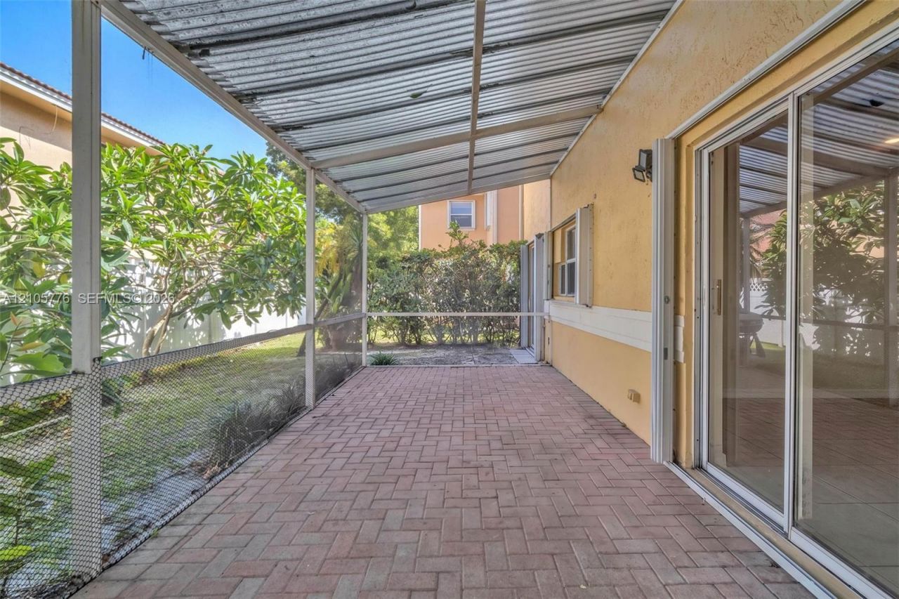 11211 Lakeview Dr , Unit 53-O, Coral Springs, FL 33071 Photo