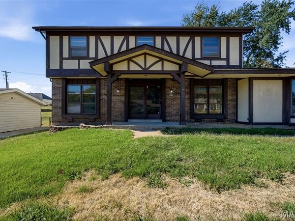 14518 Rockypoint Drive , Florissant, MO 63034