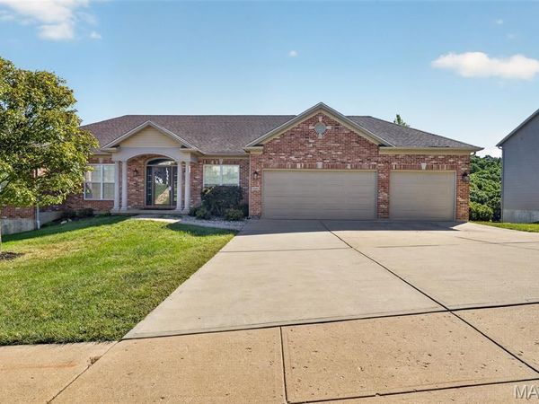 1046 Walnut Terrace, Byrnes Mill, MO 63049