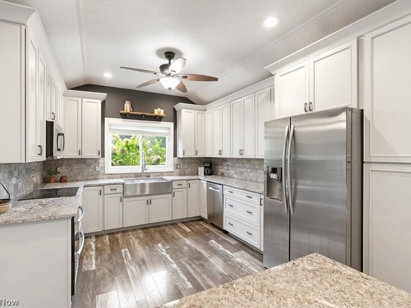 11276 Guinevere Drive, Newbury, OH 44065 Photo 6