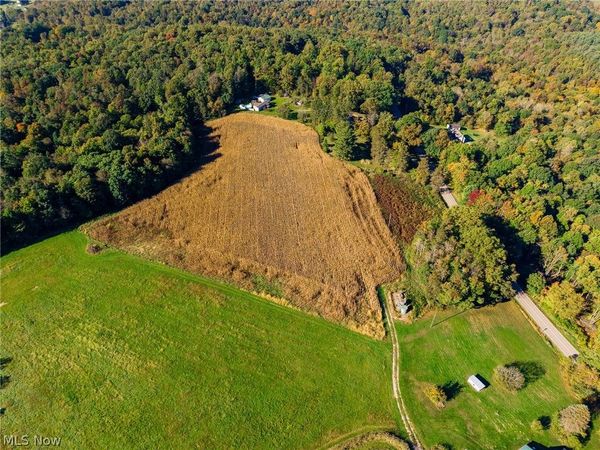 25994 County Road 10 Road , Fresno, OH 43824