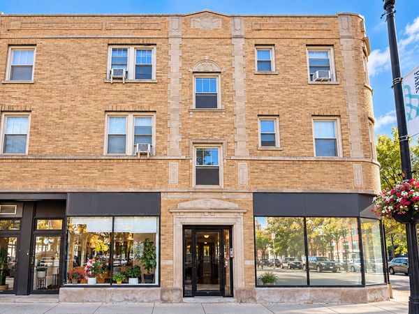 2480 N Lincoln Avenue , Unit 3, Chicago, IL 60614