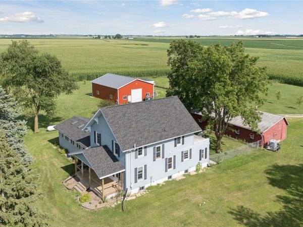 182 Dubuque Road, Springville, IA 52336