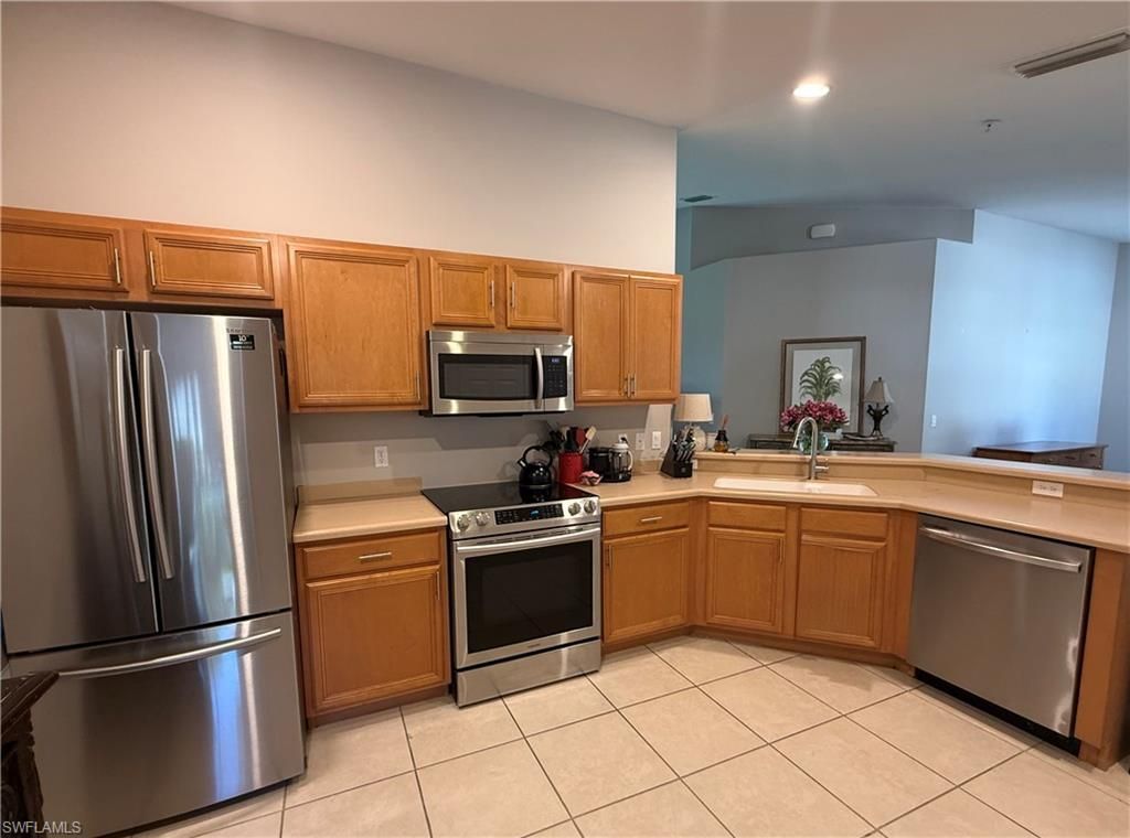 11620 Navarro Way, Unit 2404, Fort Myers, FL 33908 Photo