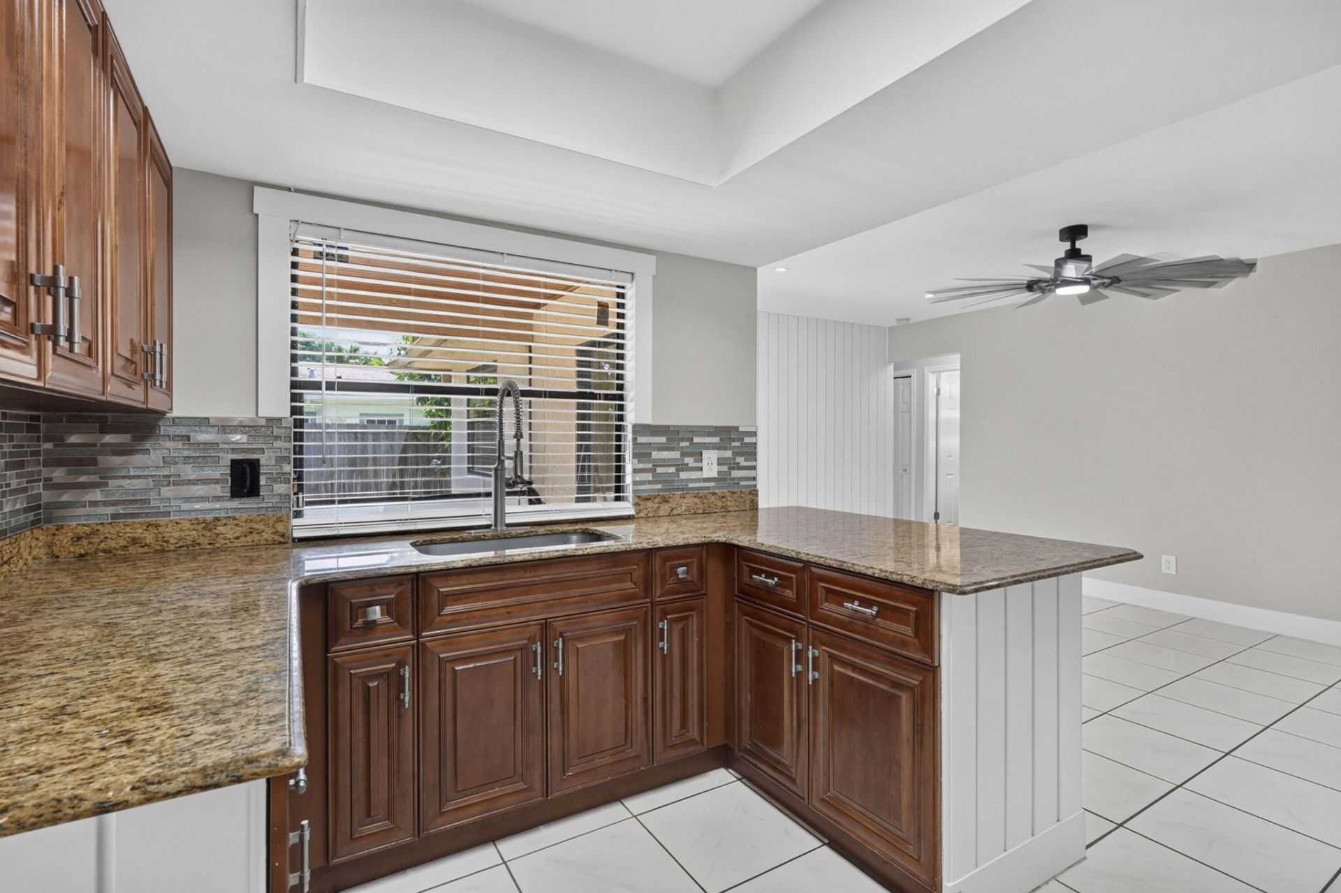 2523 Doral Way, Riviera Beach, FL 33407 Photo