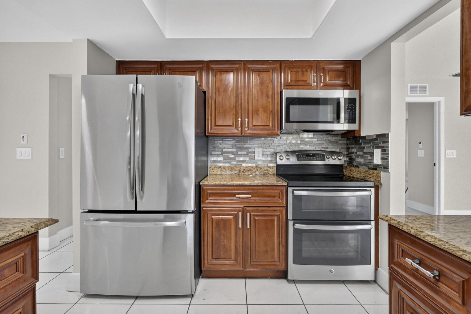 2523 Doral Way, Riviera Beach, FL 33407 Photo
