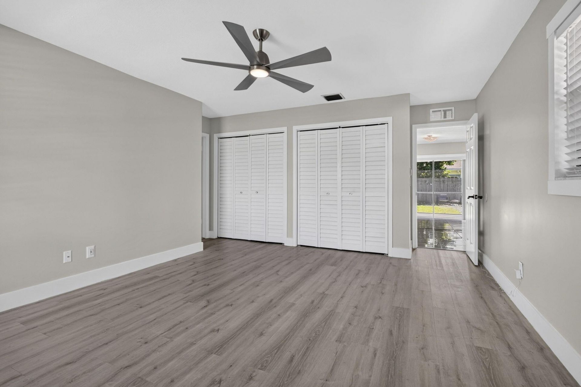 2523 Doral Way, Riviera Beach, FL 33407 Photo