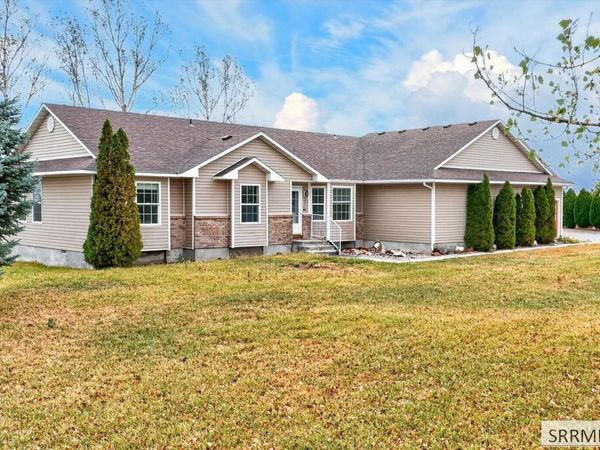 391 N 700 W, BLACKFOOT, ID 83221