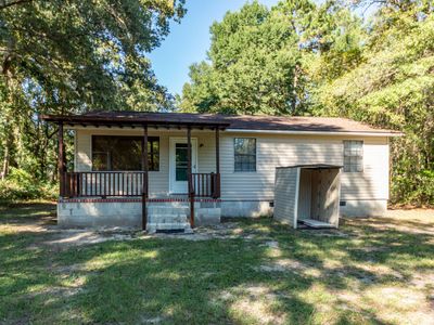 108 Hoppy Lane, Cross, SC 29436