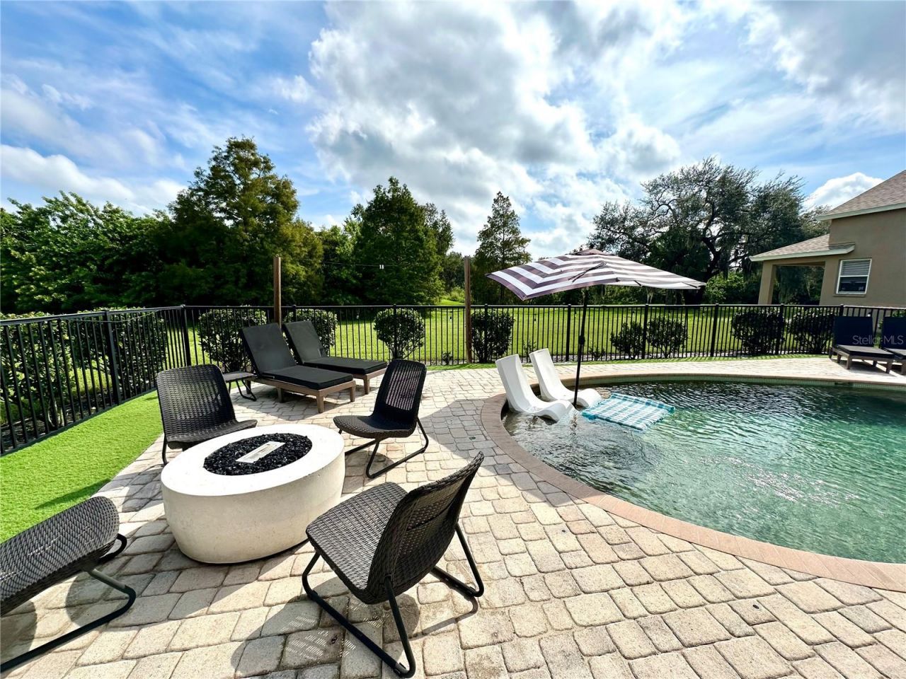 5923 53rd Lane E, Bradenton, FL 34203 Photo