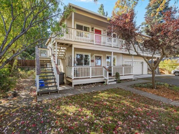 800 Park Street, Ashland, OR 97520