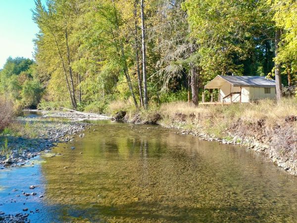 9439 Holland Loop Road, Cave Junction, OR 97523