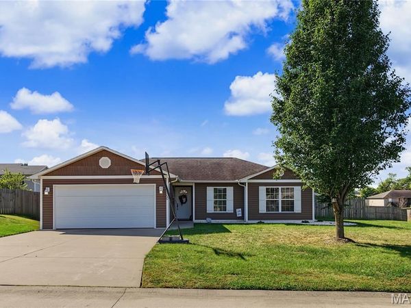 200 Silver Hawk Lane, Cape Girardeau, MO 63701