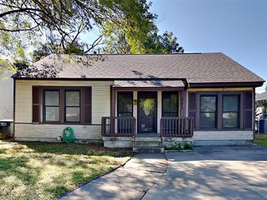 3604 Baldwin Avenue, Fort Worth, TX 76110