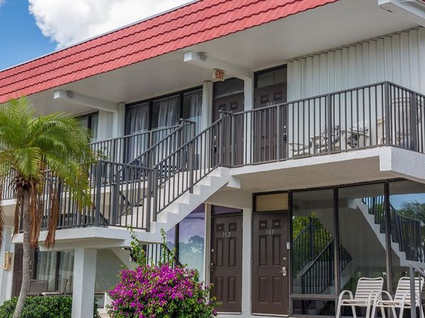 301 Sombrero Boulevard, Unit 202, MARATHON, FL 33050