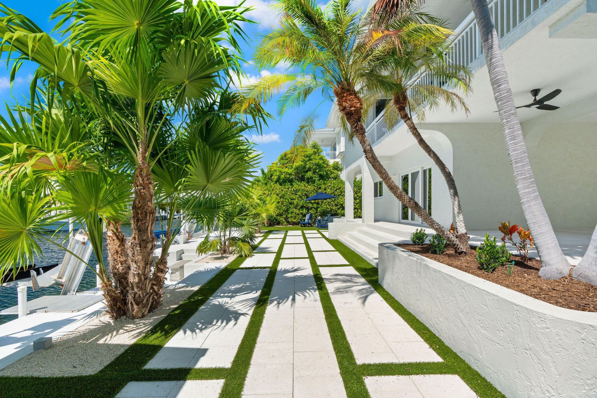 59 W Plaza Del Sol, Islamorada, FL 33036 Photo